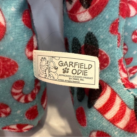 The Toy Factory 2011 Garfield Blue & Red Plush Candy Cane Peppermint Print 14" - Picture 12 of 16
